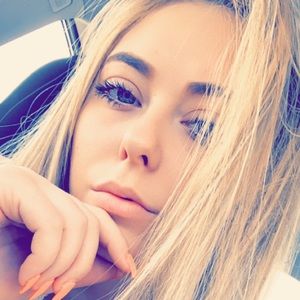 Meet your Posher, Tessa